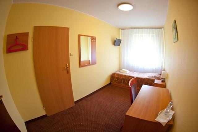 Hotel 3 Swarzędz Rom bilde